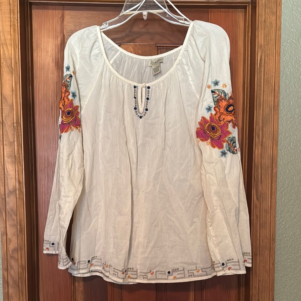 Lucky Brand Embroidered Cream Top with Floral Accents